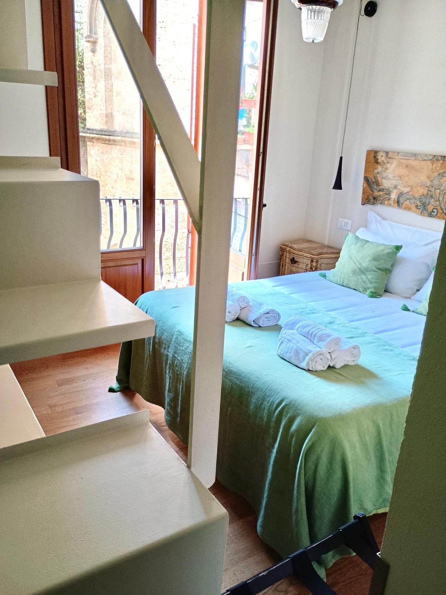 Sette Fate Suites & Spa ปาแลร์โม ภายนอก รูปภาพ